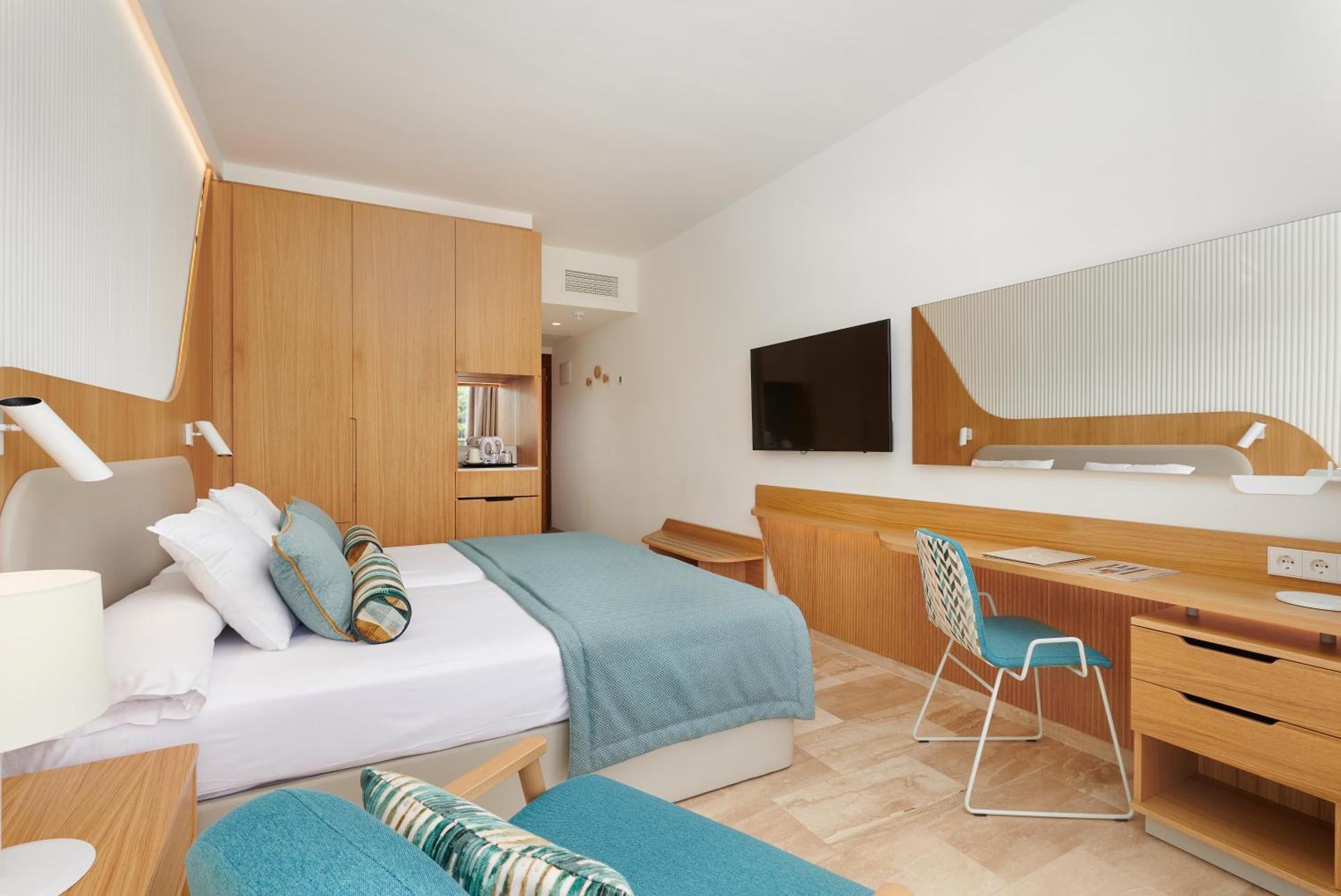 Grupotel Playa Camp De Mar - Adults Only Exterior photo