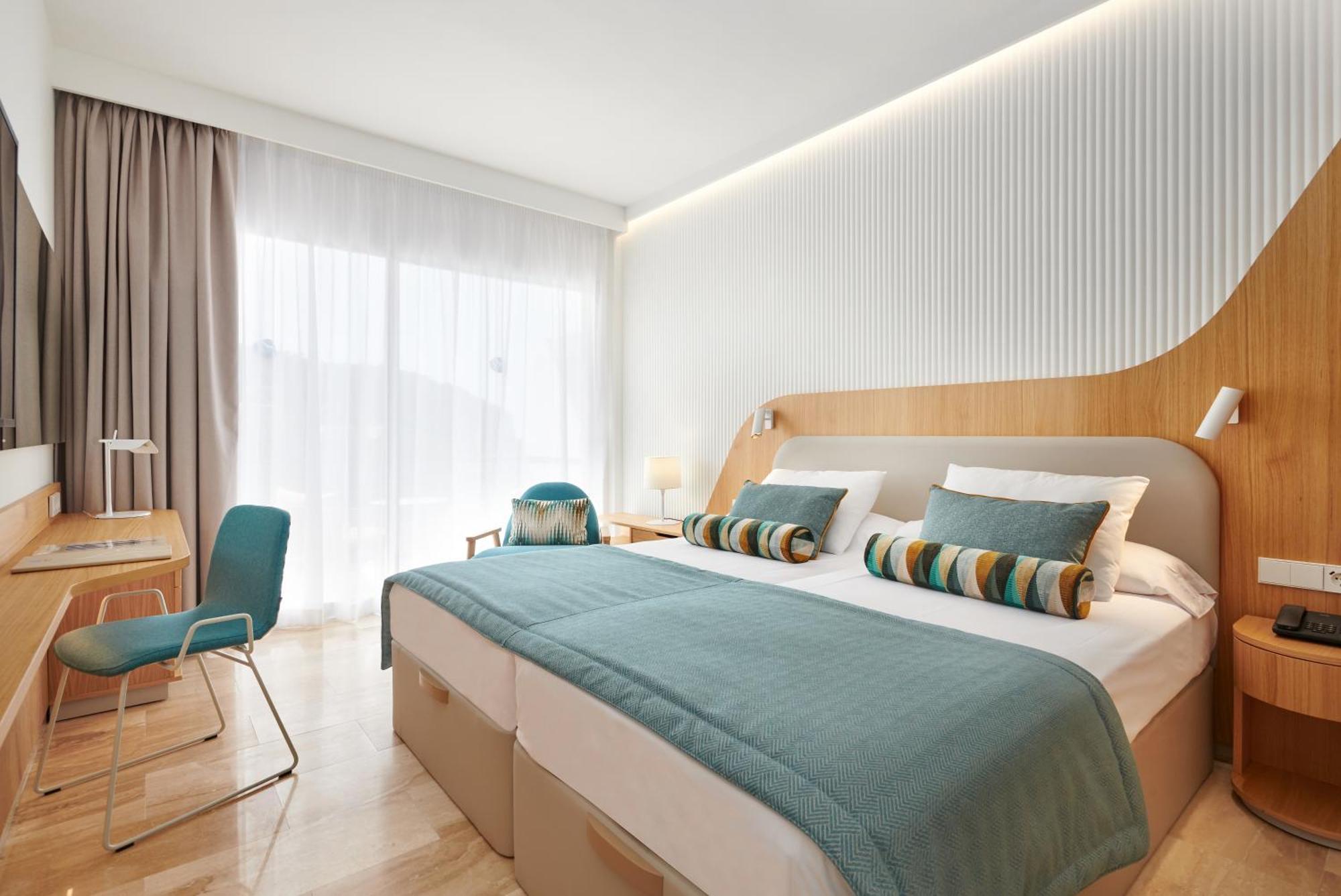 Grupotel Playa Camp De Mar - Adults Only Exterior photo